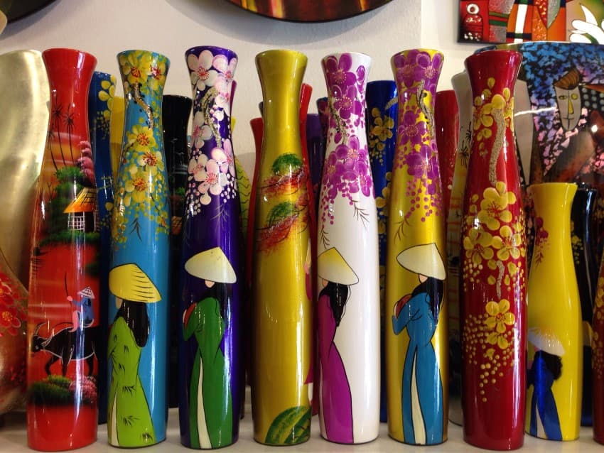 Discover the Elegance of Vietnamese Lacquer Vases: A Blend of Tradition and Artistry